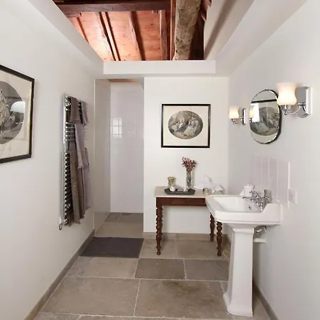 Bed and breakfast Les Cieux De Saint-félix, Maison D'hôtes&spa Saint-Felix-de-Villadeix