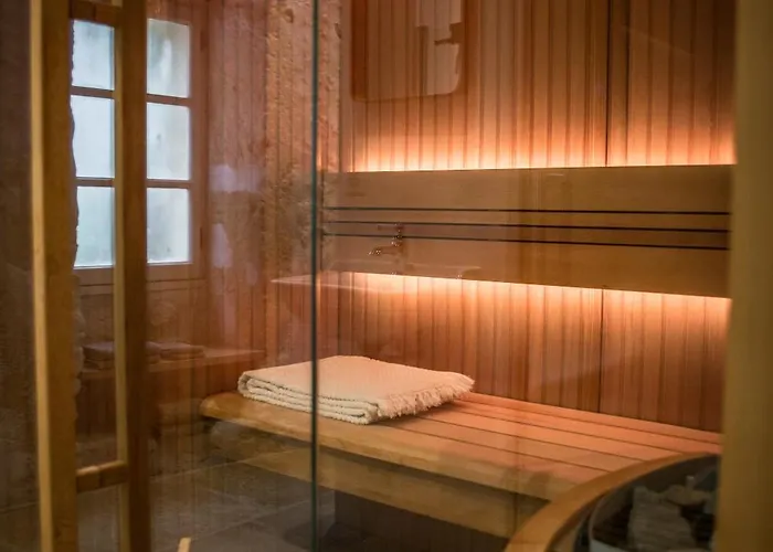 Bed & Breakfast Les Cieux De Saint-félix, Maison D'hôtes&spa